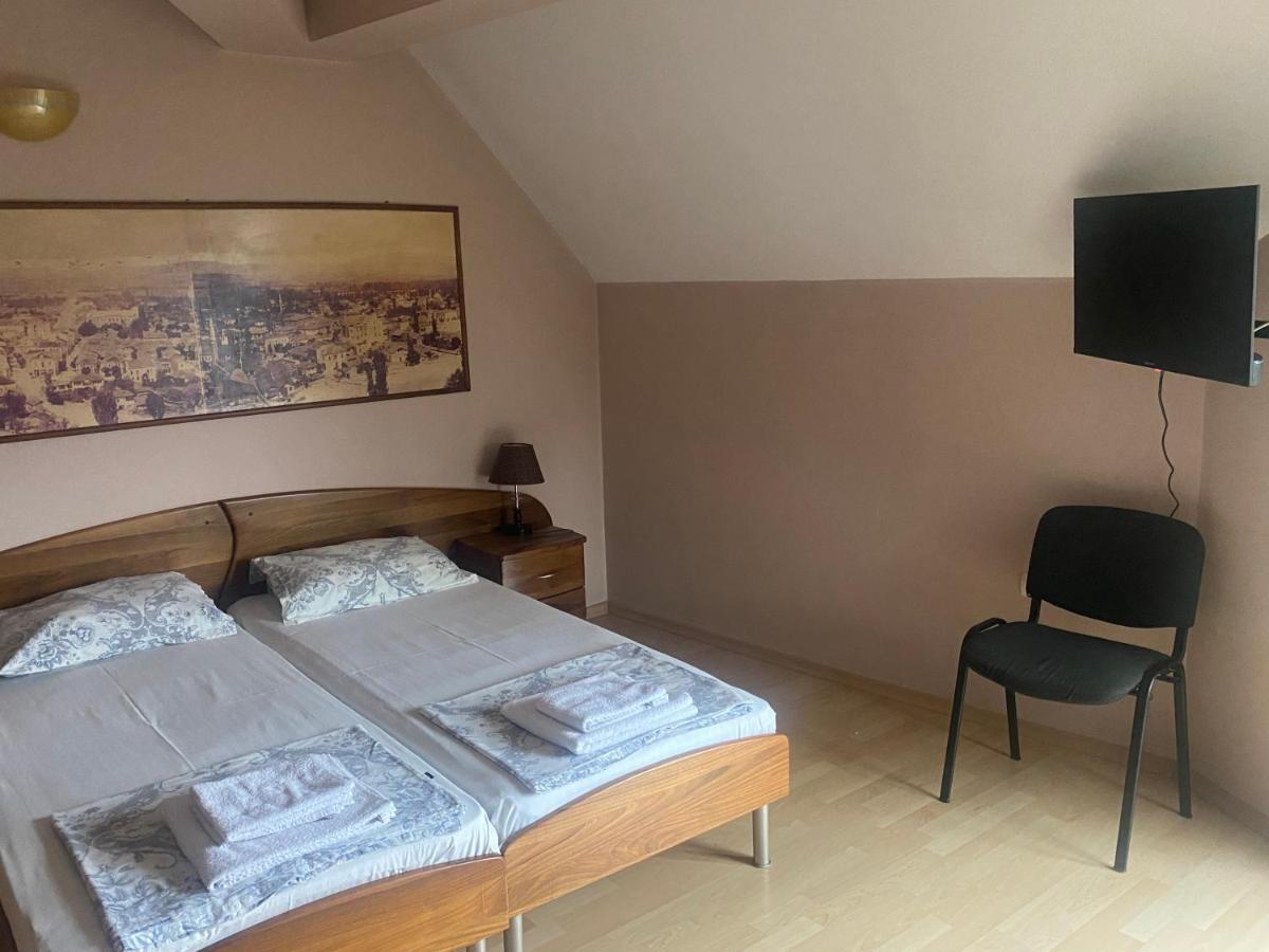 קיוסטנדיל Maisonette 169 מראה חיצוני תמונה
